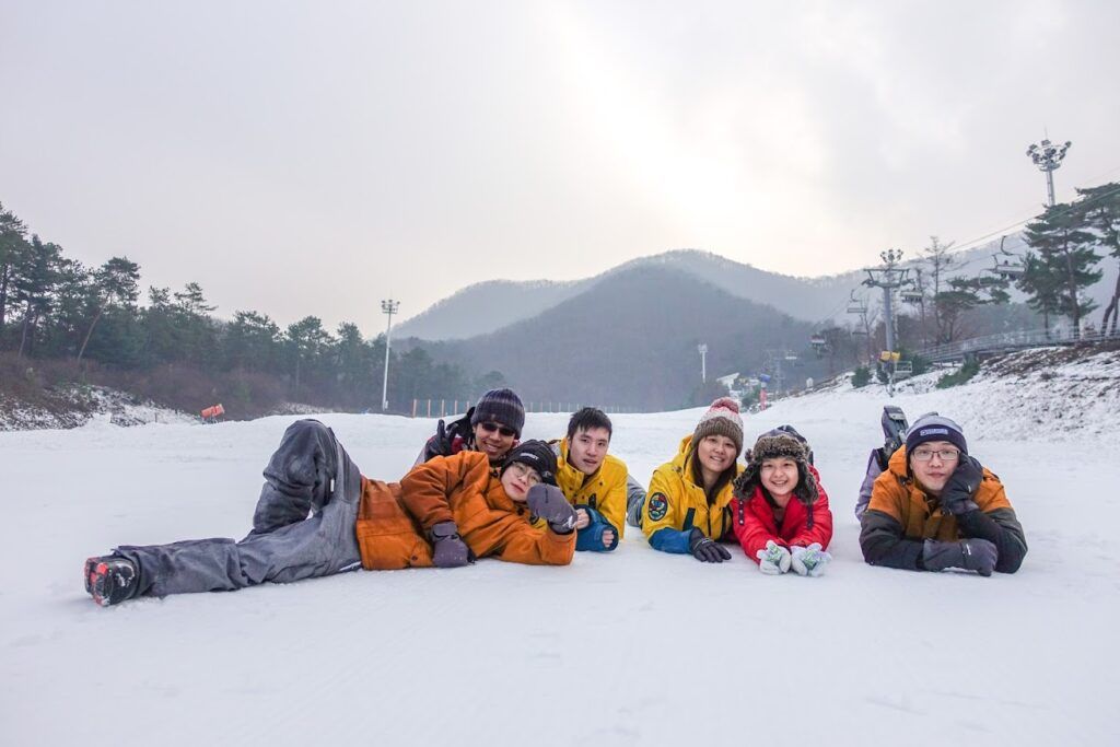 Two Story 2019-12-10 滑雪照片